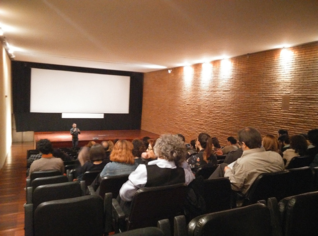 Una de las sesiones del Cineclube do Porto.